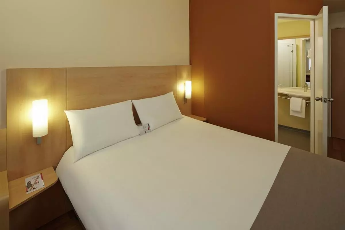 IBIS (Copy).jpg